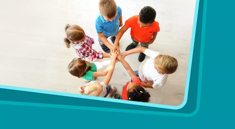 Mostra che sei in grado di collaborare con gli altri