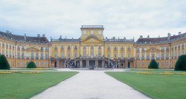 Fasada Pałacu Esterházy w Fertőd (Węgry) (lata 1760, Barok)