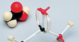 Model czaszowy i pałeczkowy cząsteczki kwasu octowego