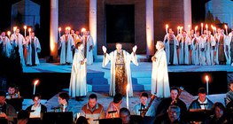 Scena ze słynnej opery Mozarta: Czarodziejski flet