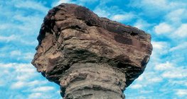 Formacja skalna na pustyni