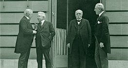 Uczestnicy konferencji pokojowej w Paryżu z czołowych mocarstw: Woodrow Wilson (USA), David Lloyd George (Wielka Brytania), Vittorio Emanuele Orlando (Włochy) i Georges Clemenceau (Francja)