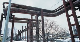 Zakrzywienie w rurze, które jest wykorzystywane do eliminacji rozszerzalności cieplnej