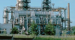 Zakład chemiczny (rafineria ropy naftowej)