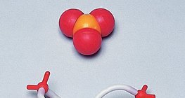 Шаростержневая модель молекулы триоксида серы