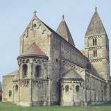 Jáki templom (13. század közepe, román)