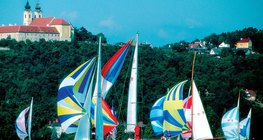 Żaglówki na Balatonie