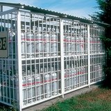 储存液化石油气的钢瓶