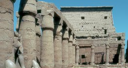 Świątynia Luksor (Egipt, ok. 1400 r. p.n.e.)