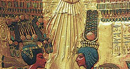 关于太阳的埃及浮雕