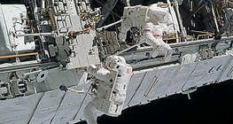 Astronauci przy pracy
