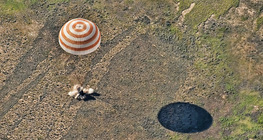 Lądowanie kapsuły Soyuz TMA-17