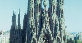Antoni Gaudí: Sagrada Família (Barcelona, 1882-1926, secesja)