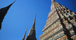 Wieże kompleksu świątyń buddyjskich, Wat Pho