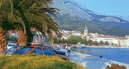 Śródziemnomorskie wybrzeże Dalmacji, popularny cel podróży turystycznych