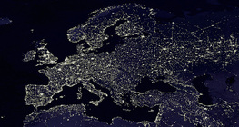 Satelitarny obraz Europy nocą