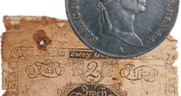 Weksel austriacki i srebrna moneta z podobizną Franciszka I Stefana