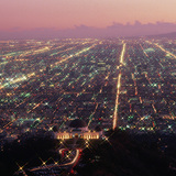 View of Los Angeles with the Griffith Observatory in the foreground