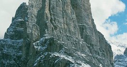 Скалы, образовавшиеся в результате эрозии и выветривания Доломитовых Альп