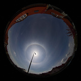 太陽の周りの22°のハロー