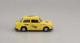 おもちゃの車の加速