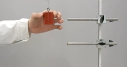 振動周期の振幅依存性