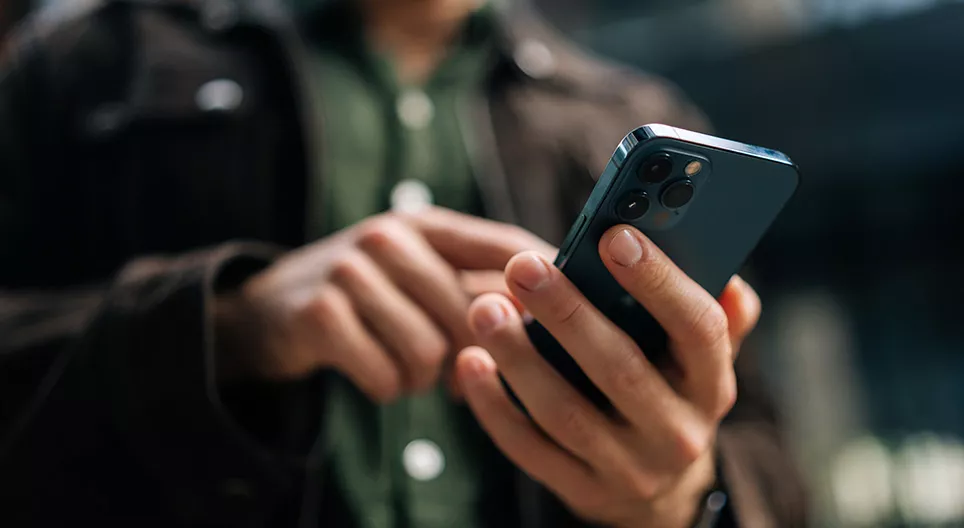 Elektromagnetyczne cuda: stojąca za telefonami komórkowymi fizyka