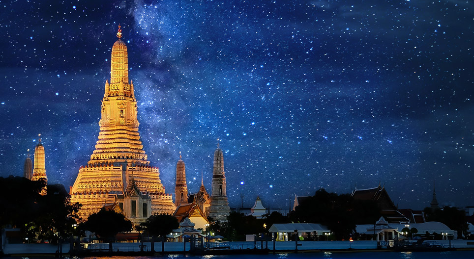 Wat Arun, Świątynia Świtu